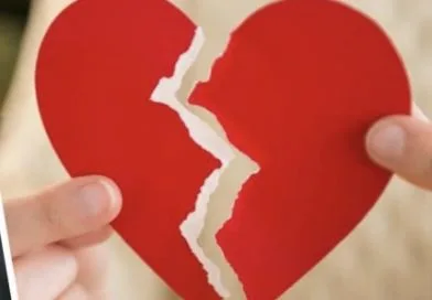 खेड कोर्टात एकाच दिवसात पती-पत्नीचा घटस्फोट, खेड न्यायालयाचा अभूतपूर्व निकाल…